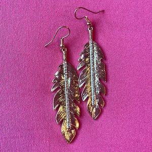 Gold crystal feather fashion earrings